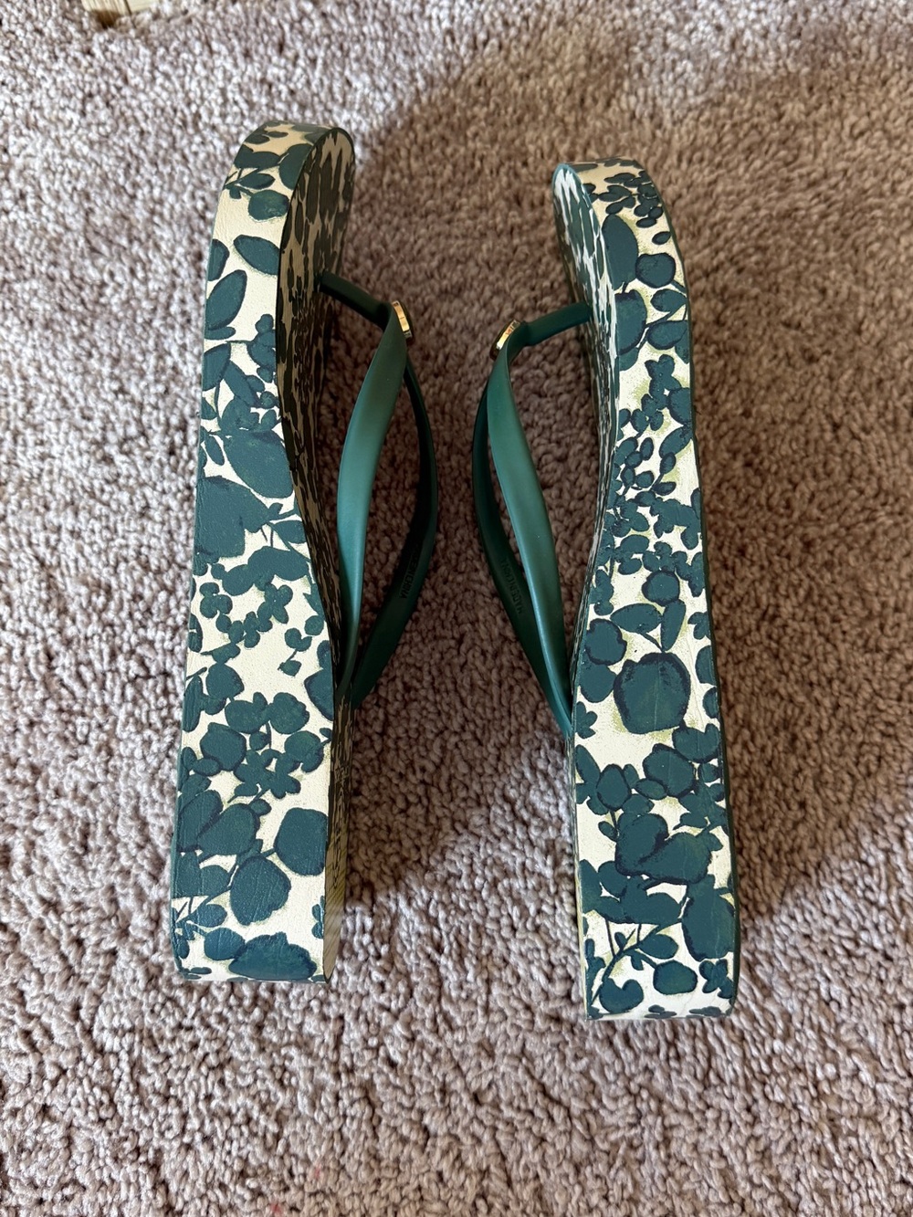 Tory Burch Green Floral Logo Thong Sandals with 1in wedge heel - Picture 5 of 10